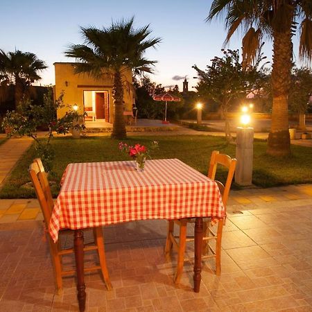 Glaro Garden Hotel Agia Trias Esterno foto