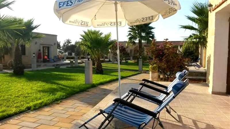 Glaro Garden Hotel Agia Trias Esterno foto